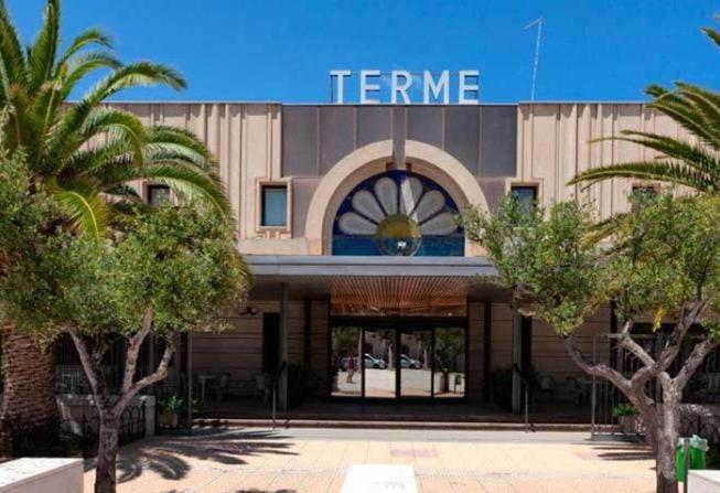 Appartamento Centralissimo Zona Terme Margherita Di Savoia Exterior foto