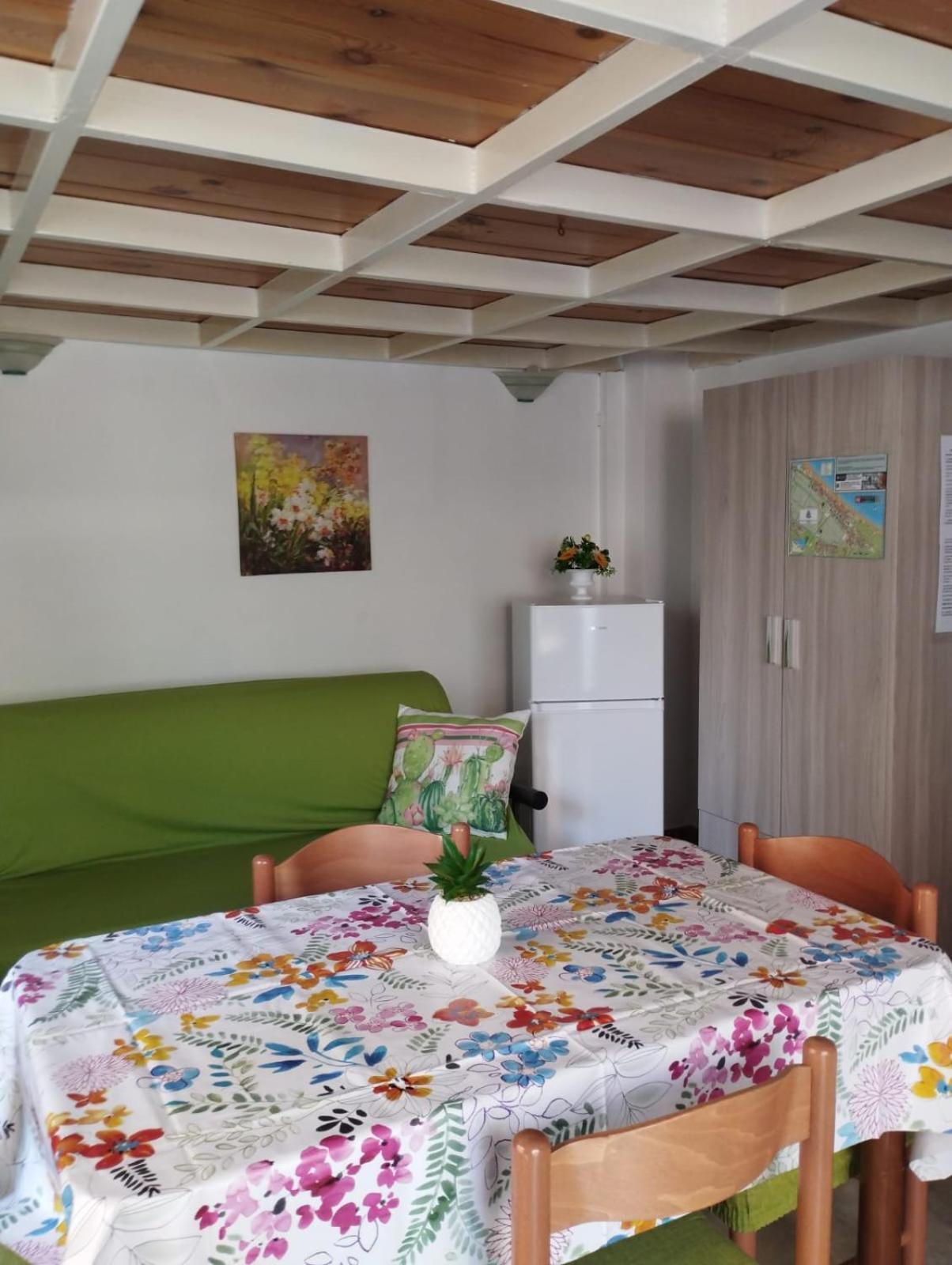 Appartamento Centralissimo Zona Terme Margherita Di Savoia Exterior foto